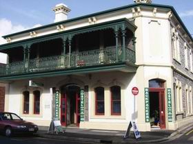 Adelaide's Shakespeare Backpackers International Hostel - New Castle Holiday 0