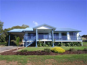 Birubi House - New Castle Holiday 0