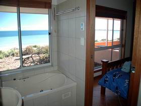 Ceduna Shelly Beach Caravan Park And Beachfront Villas - New Castle Holiday 0