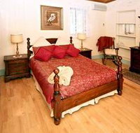 Karinga Park Coach House - New Castle Holiday