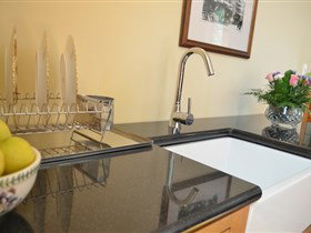 St Marks Church Apartment - New Castle Holiday 1