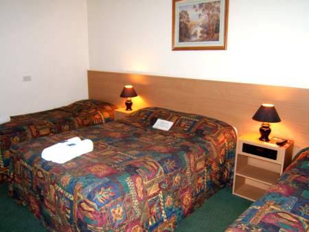 A Oscar Motel - New Castle Holiday 2