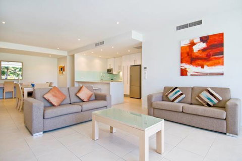 Akama Resort - New Castle Holiday 1