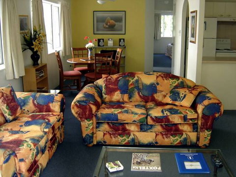 Anchor Down Apartments - New Castle Holiday 2