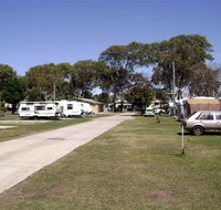 Beachmere Caravan Park - New Castle Holiday