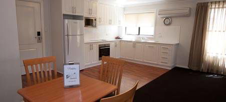 Best Western Charles Sturt Suites & Apartments - New Castle Holiday 1