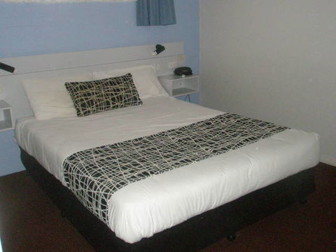 Best Western Balan Village Motel - New Castle Holiday 2