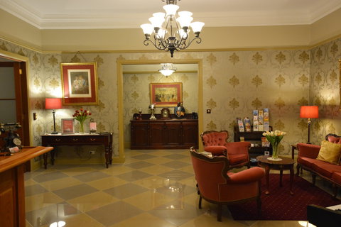 Bli Bli House Luxury Accommodation - New Castle Holiday 4