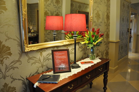 Bli Bli House Luxury Accommodation - New Castle Holiday 3