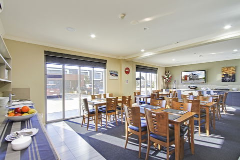 Bridges On Argyle Motel & Serviced Apartments - New Castle Holiday 4
