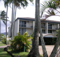 Cairns Holiday Lodge - New Castle Holiday