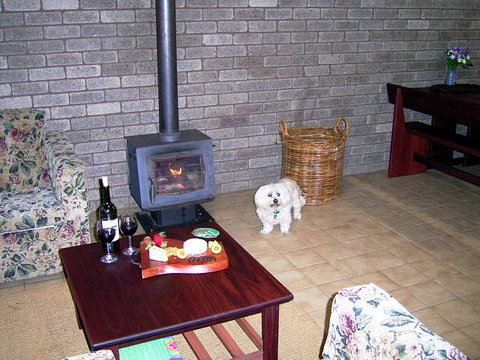 Caves Road Chalets - New Castle Holiday 1