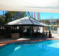 Centre Point Mid City Motor Inn - New Castle Holiday