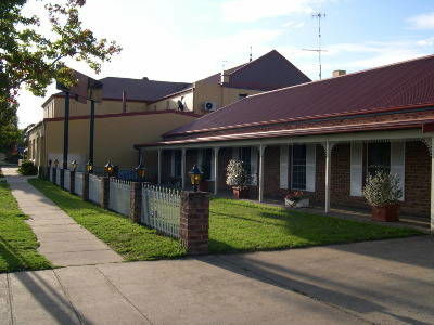 Club Motel - New Castle Holiday 0