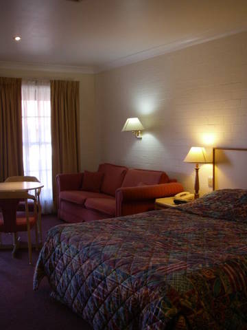 Club Motel - New Castle Holiday 1