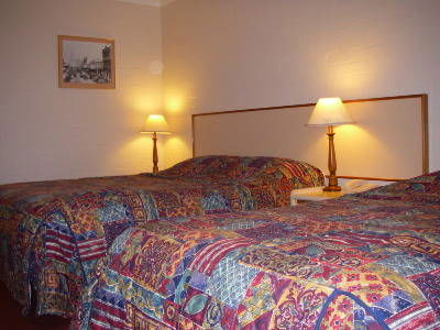Club Motel - New Castle Holiday 3