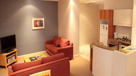 Quest On King William - New Castle Holiday 5