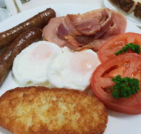 Crystal Fountain Motel - New Castle Holiday