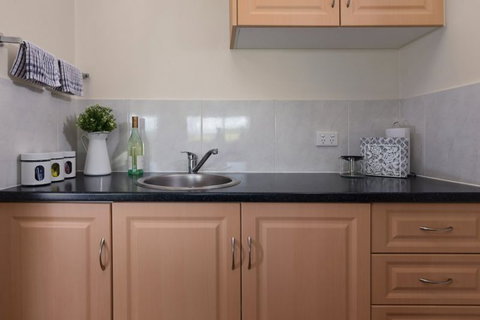Jacaranda Cottages - New Castle Holiday 1