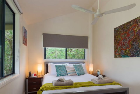 Jacaranda Cottages - New Castle Holiday 4