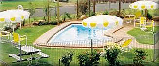 Countryman Motor Inn - New Castle Holiday 1