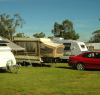 Crocodile Caravan   Camping Park - New Castle Holiday