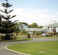 Dolphin Lodge - New Castle Holiday