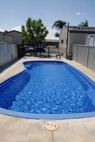 Econo Lodge Moree Spa Motor Inn - New Castle Holiday 3