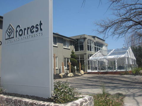 Forrest Hotel & Apartments - New Castle Holiday 9