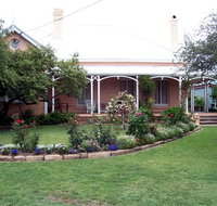 Guy House BB - New Castle Holiday