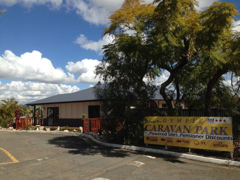 Gympie Caravan Park - Queens Park - New Castle Holiday 5