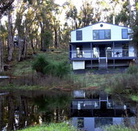 Hidden Grove Retreat - New Castle Holiday