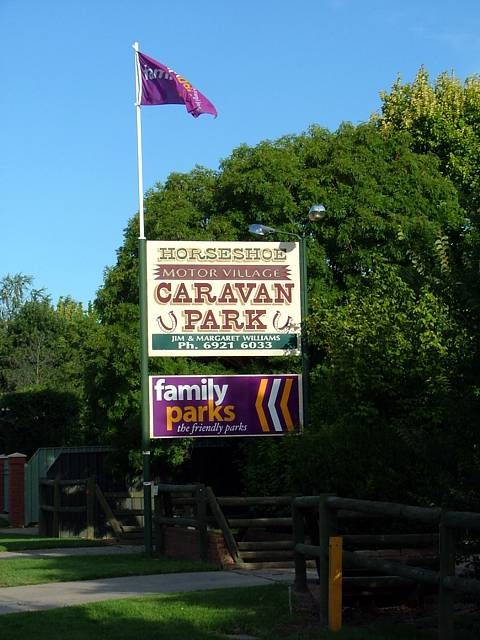 Horseshoe Motor Village Caravan Park - New Castle Holiday 3