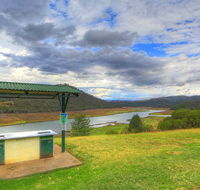 Inland Waters Holiday Park Mookerawa Waters - New Castle Holiday