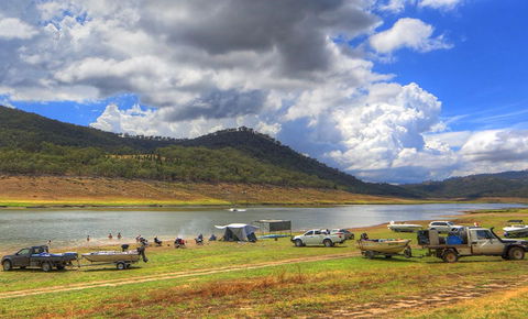 Inland Waters Holiday Park Mookerawa Waters - New Castle Holiday 2