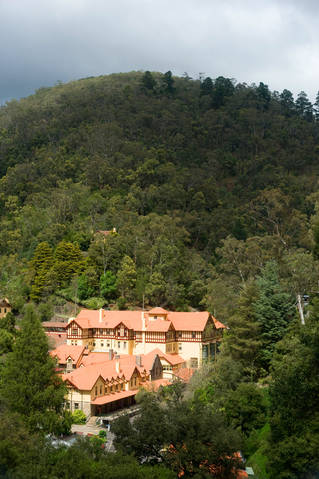 Jenolan Caves - New Castle Holiday 1