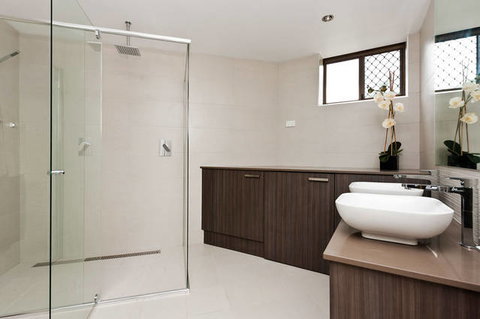 Kemboja Apartments - New Castle Holiday 1