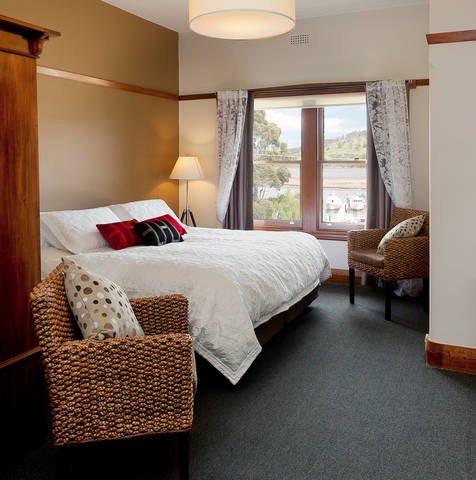 Kermandie Hotel & Marina - New Castle Holiday 0