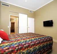 Laguna Apartments - New Castle Holiday