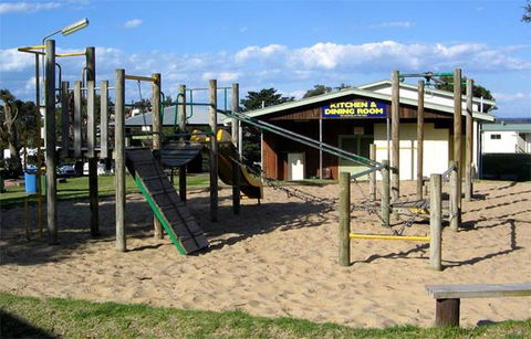 Lake Tyers Camp & Caravan Park - New Castle Holiday 4