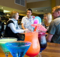 Loxton Hotel - New Castle Holiday