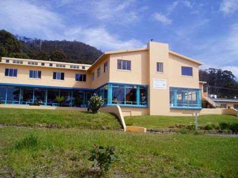 Lufra Apartments - New Castle Holiday 0