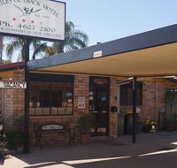 Miles Outback Motel - New Castle Holiday