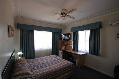 Normandie Motel & Function Centre - New Castle Holiday 1