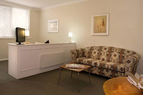North Melbourne Serviced Apartments - New Castle Holiday 3