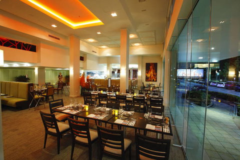 Pacific Hotel Cairns - New Castle Holiday 1