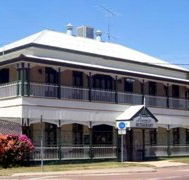 Park Hotel Motel - New Castle Holiday