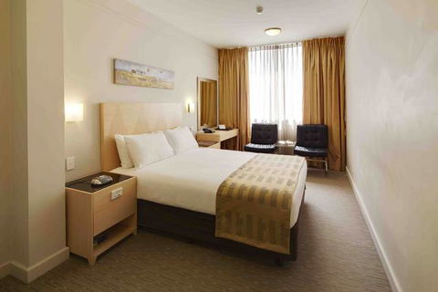 Quality Hotel Ambassador Perth - New Castle Holiday 6