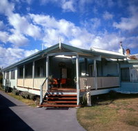 Pitstop Lodge Guesthouse and BB - New Castle Holiday