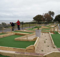 Port Vincent Caravan Park  Seaside Cabins - New Castle Holiday